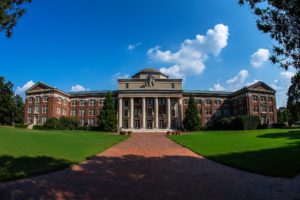 How to Get Into Davidson College: Acceptance Rate & Strategies