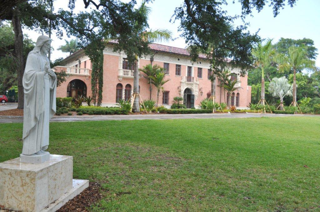 Carrollton School of the Sacred Heart – Miami