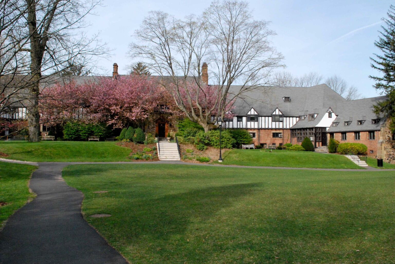 Best Private Schools in NJ 2025 College Transitions