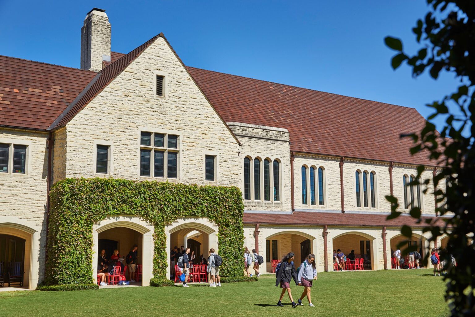 Best Private Schools in Houston 2025 College Transitions